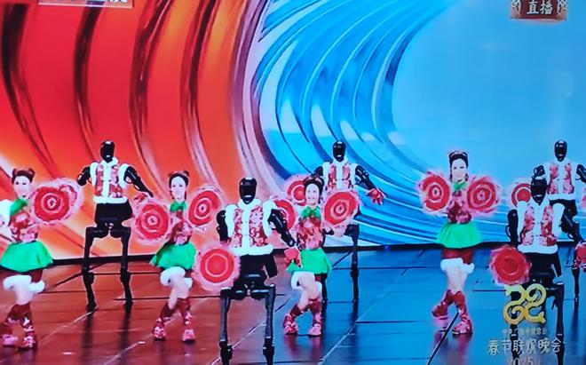 晚十大精彩节目及十大吐槽AG真人2025央视春(图1) 晚十大精彩节目及十大吐槽AG真人2025央视春(图1)