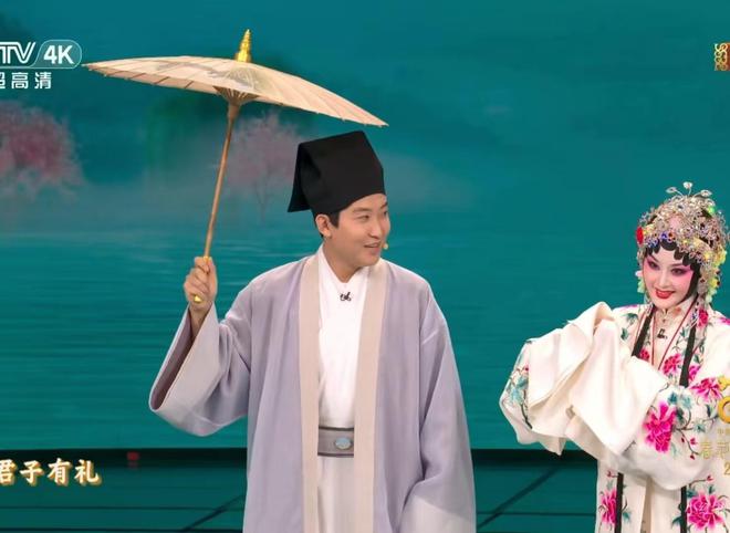 晚十大精彩节目及十大吐槽AG真人2025央视春(图8) 晚十大精彩节目及十大吐槽AG真人2025央视春(图8)